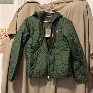 Patagonia Quilted Hooded Puffer Jacket - Olive Green